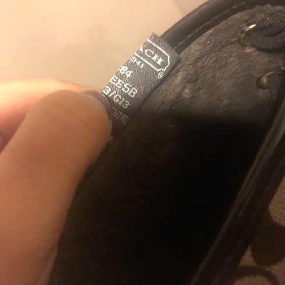 They are big on me . - Picture 4 of 6